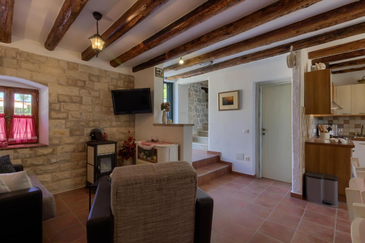 Villa Cozy Zita With Private Pool Near Town Center Poreč